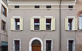 Casa Gugu